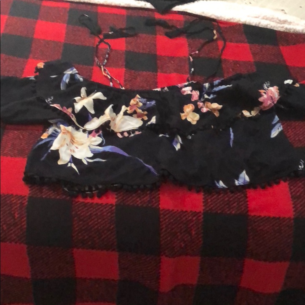Crop top - Picture 2 of 2